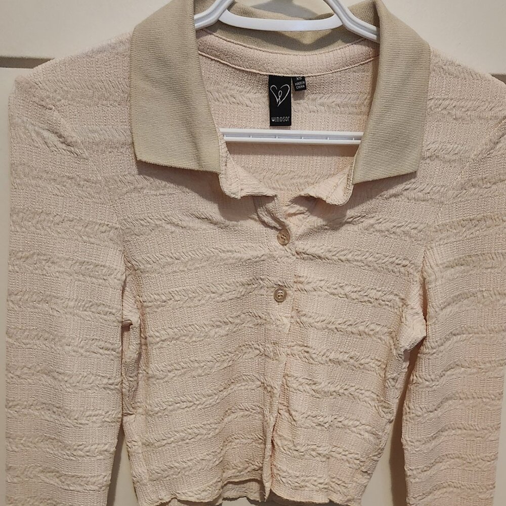 Buttoned Blouse - Picture 3 of 5